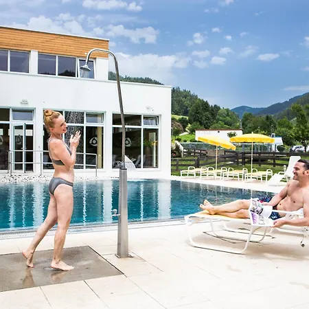 מלון Optimamed Gesundheitsresort Weissenbach Bad Weissenbach