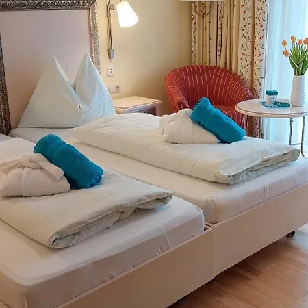 מלון Optimamed Gesundheitsresort Weissenbach Bad Weissenbach